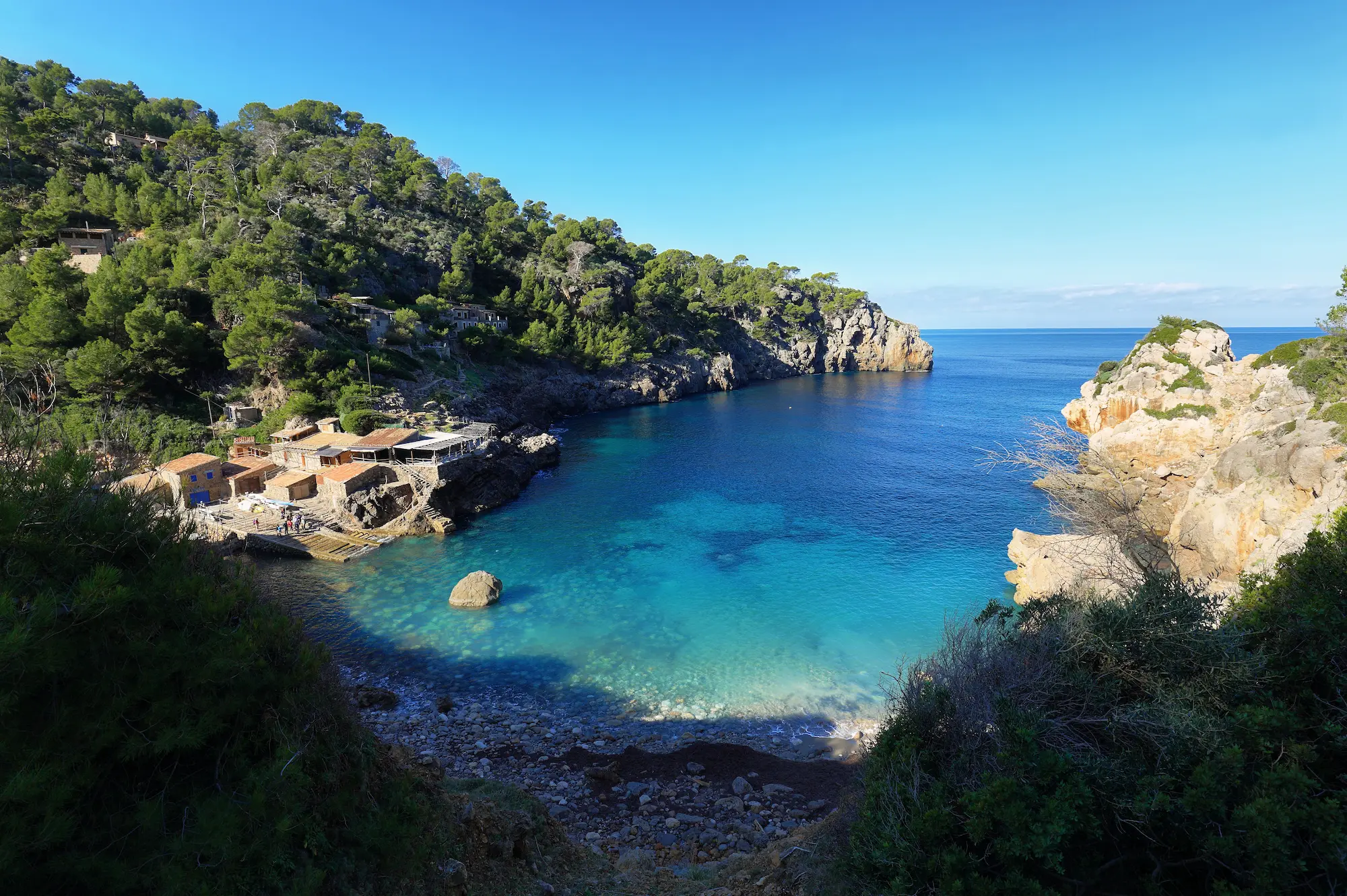 cala de deia in northern mallorca spain 2023 11 27 05 01 21 utc Descubriendo los secretos de la Cala Deià: Un paraíso para los amantes de la naturaleza