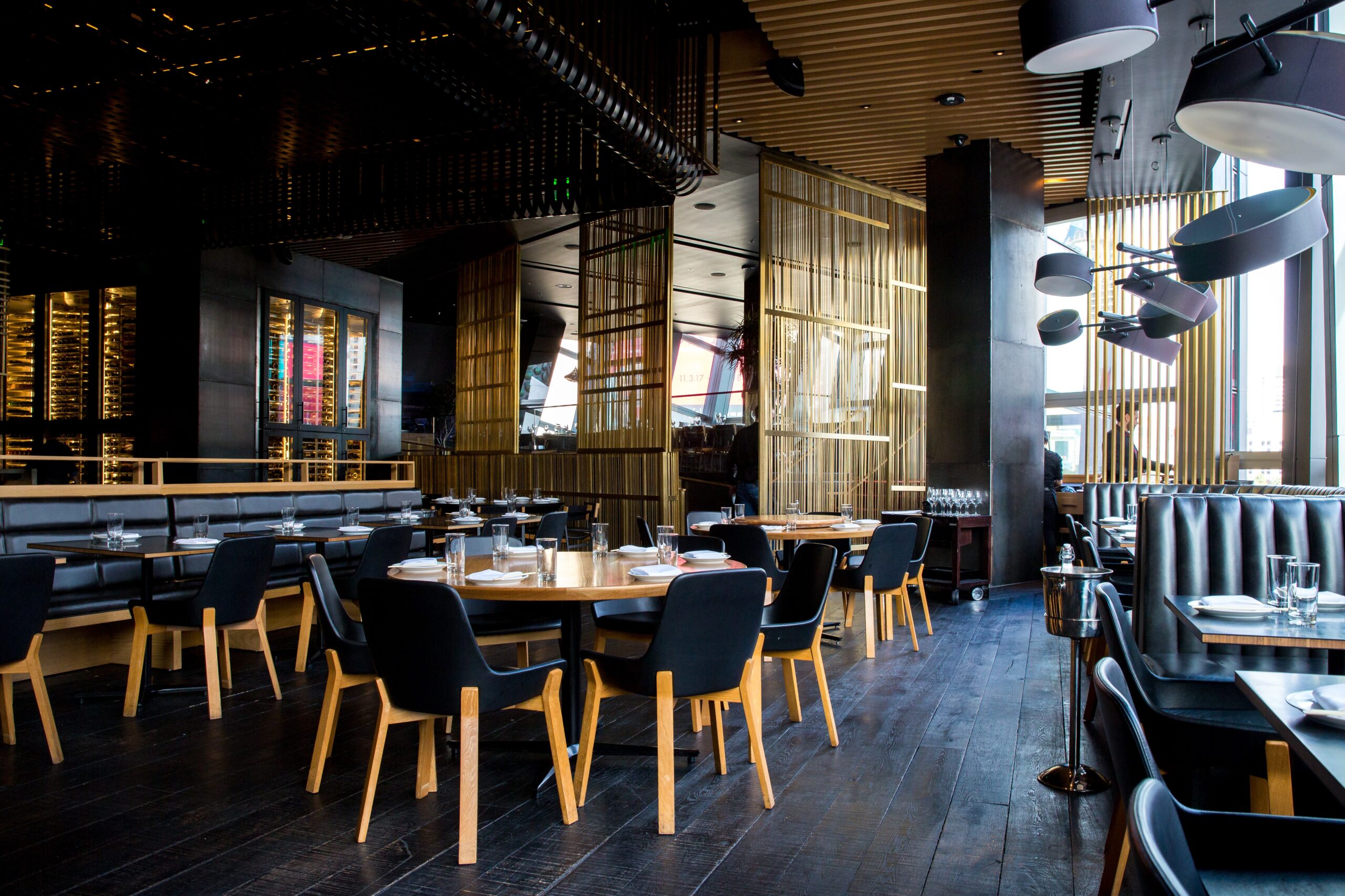 jason leung poI7DelFiVA unsplash scaled Los mejores restaurantes de cocina mallorquina en Mallorca