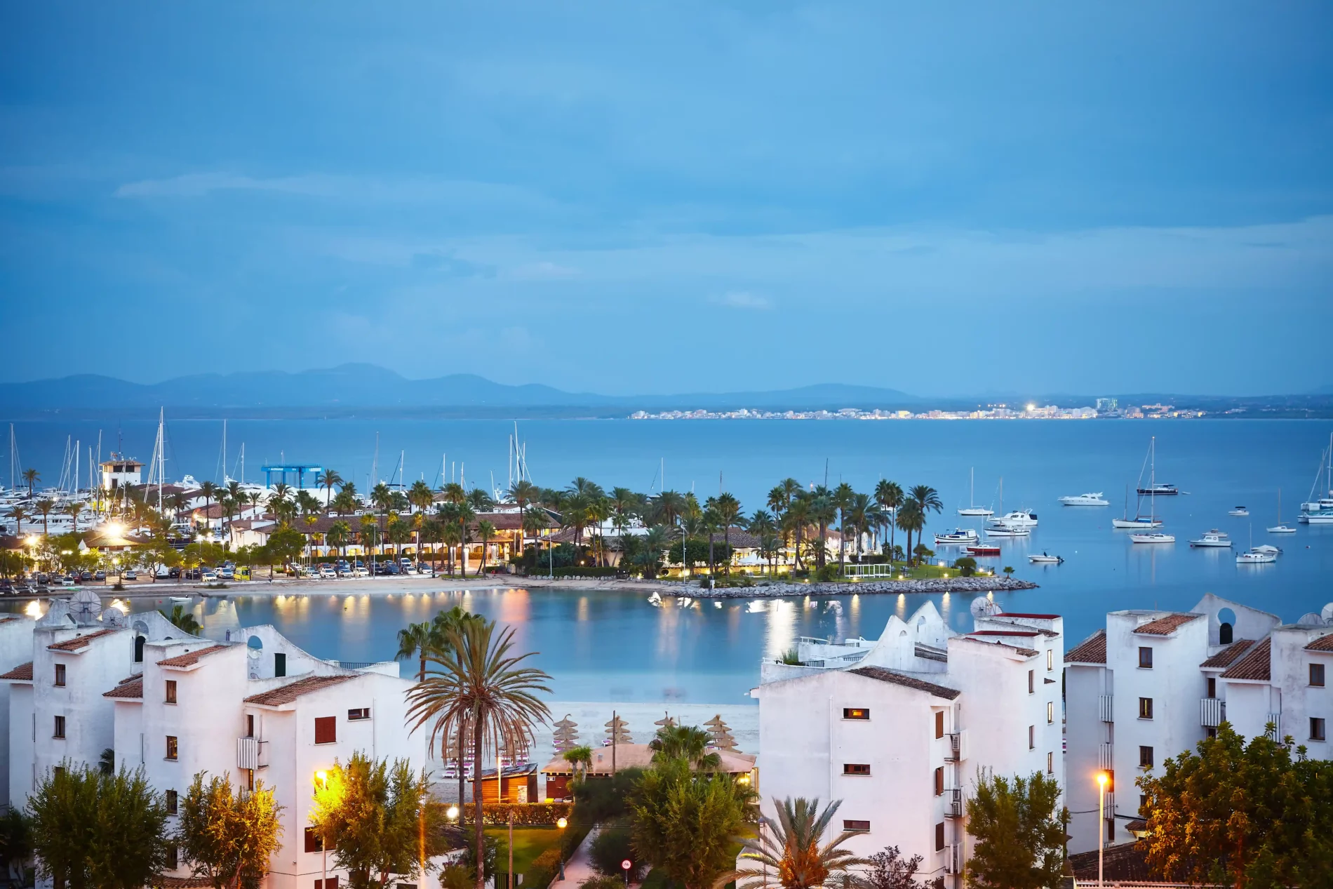 port-de-alcudia-at-sunrise-mallorca-2023-11-27-05-34-33-utc-1