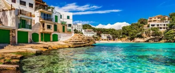 Cala-Santanyi-768x323-1-600x252.jpg