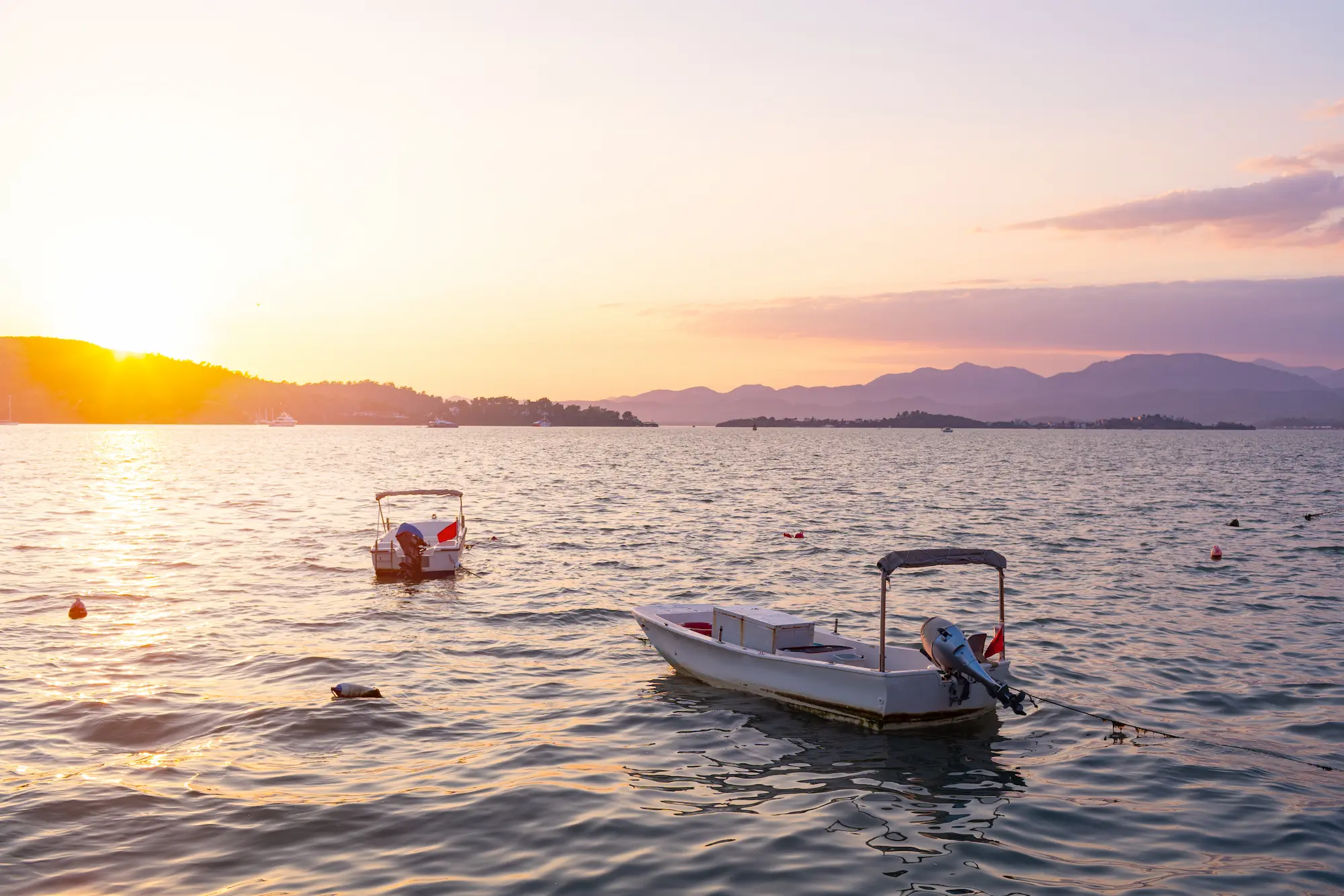 boat-in-sunset-floating-on-the-sea-in-turkey-2025-02-24-21-17-46-utc