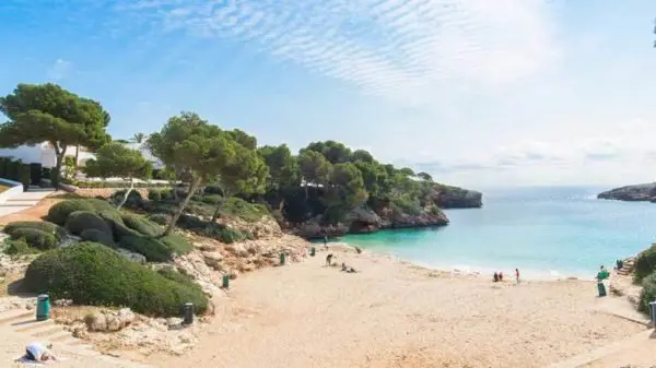 cala-d-or-beach-cala-d-or-cala-d-or-159-600x337.jpg