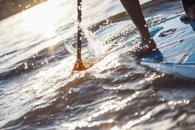 man-standup-paddleboarding-2024-10-18-08-33-50-utc