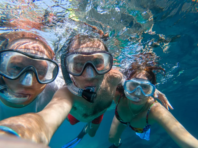 underwater-view-of-snorkeling-friends-2025-03-06-00-23-04-utc