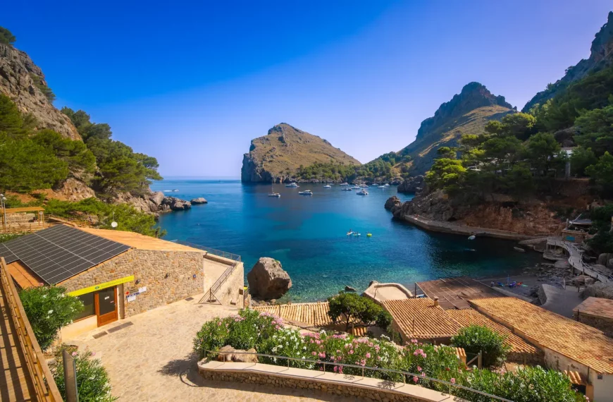 Cala Tuent y Sa Calobra al amanecer 