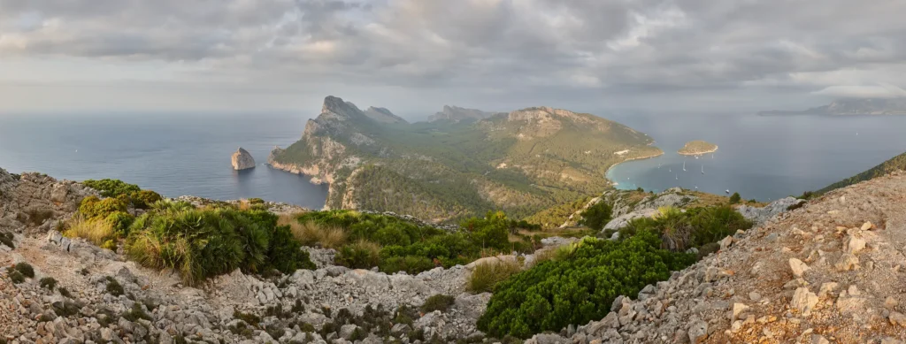 formentor cape in mallorca islands panoramic view 2026 01 07 06 28 56 utc Accessible Viewpoints in Mallorca (without having to walk far)