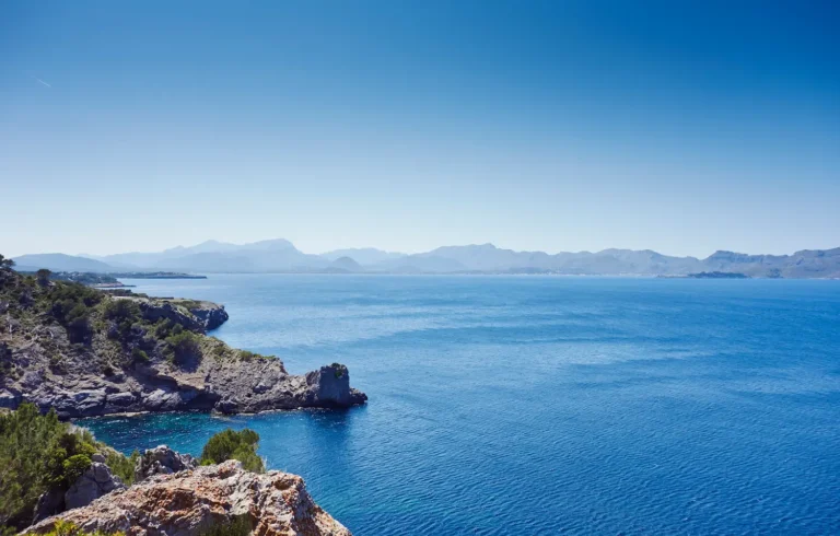 coastal view majorca spain 2026 03 25 02 20 11 utc Polígono Son Oms